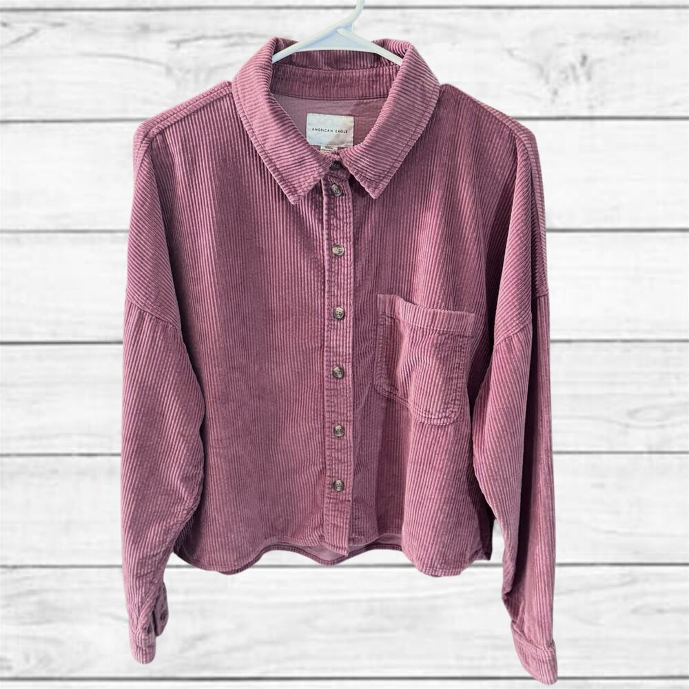 9. American Eagle Outfitters corduroy Long-sleeve Semi Crop Shacket Medium